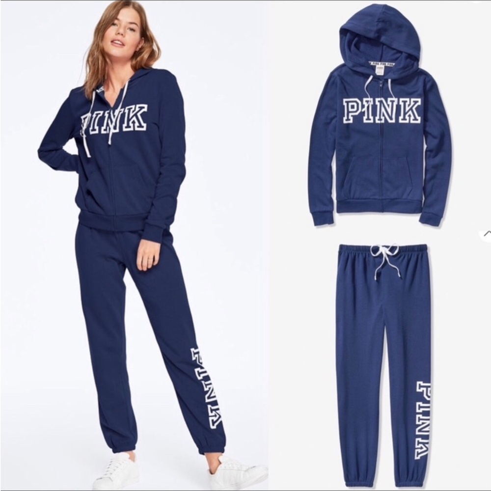 NWT VS PINK CLASSIC LOGO ENSIGN SET